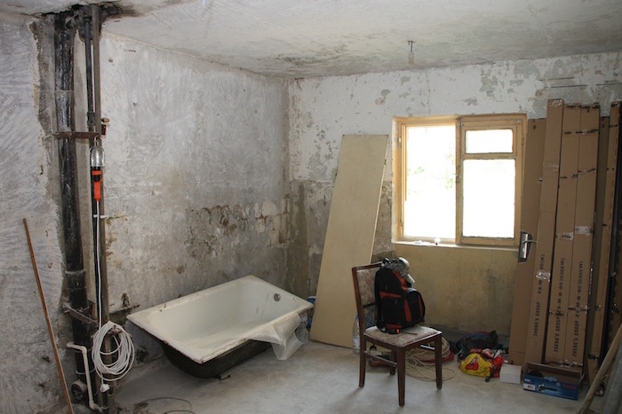 Mardan Removals. Secure storage for home renovations. Bath-based.